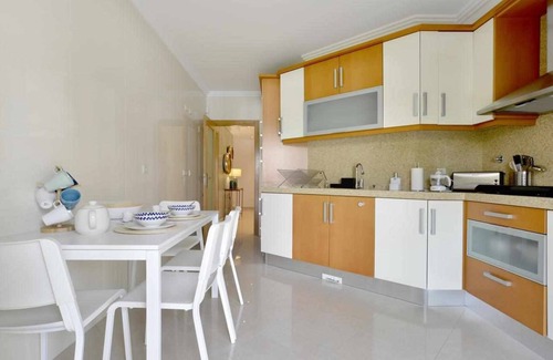 Lombos Apartment | Gorgeous Beach Apartment - Checkinhome
