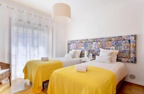 Lombos Apartment | Gorgeous Beach Apartment - Checkinhome