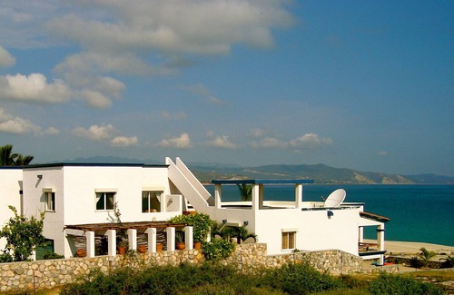 Buenavista Villa | Gorgeous Beach Front Villa on the Sea of Cortez in Baja