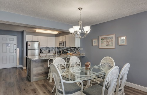 Destin Condo | Gorgeous Beach view. Weekly discount. New bath's throughout. Premier Host