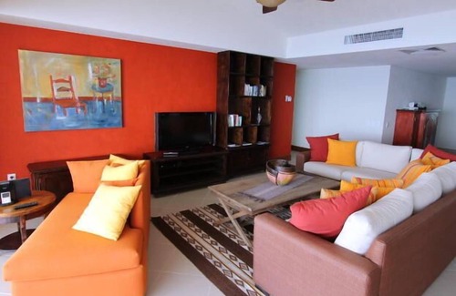 South Hotel Zone Condo | Gorgeous Beachfront Grand Venetian 'Junior Penthouse'w/hot tub