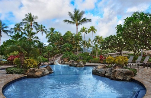 Nawiliwili Resort | GORGEOUS BEACHFRONT KAUAI CLUB + AMENITIES, 1-BEDROOM SUITE