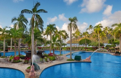 Nawiliwili Resort | GORGEOUS BEACHFRONT KAUAI CLUB + AMENITIES, 1-BEDROOM SUITE