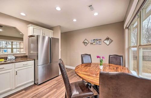 Bentonville Cottage | Gorgeous Bentonville Vacation Rental!