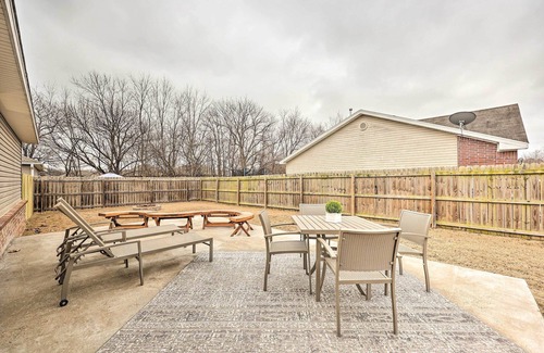 Bentonville Cottage | Gorgeous Bentonville Vacation Rental!