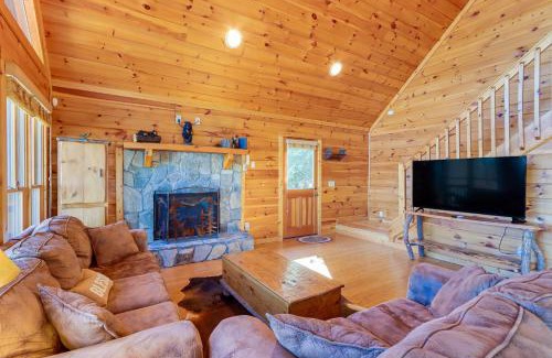 Blue Ridge House | Gorgeous Blue Ridge Mountain Retreat Deck and View!