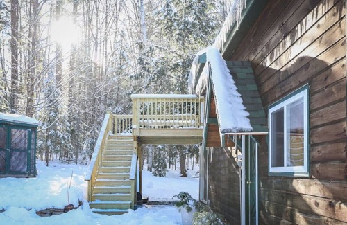 West Bridgton Cabin | Gorgeous Cabin minutes to Moose Pond & Lake Kezar!