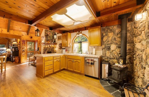 Long Barn Ski Chalet | Gorgeous Chalet in 400 acre gated park. Near Twain Harte, Pinecrest&Dodge Ridge