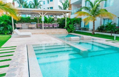 El Cortecito Villa | Gorgeous Condos Steps From the Beach B2