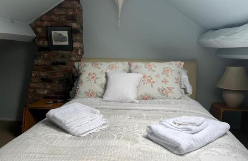 Nantwich House | Gorgeous cottage