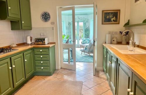 Nantwich House | Gorgeous cottage