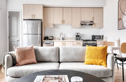 Palms Apartment | Gorgeous Culver City 1BR w/Roof Lounge & Gym, nr 405, by Blueground