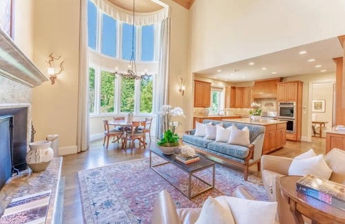 Redwood City House | Gorgeous Estate Private Retreat 5 Acres Paradise