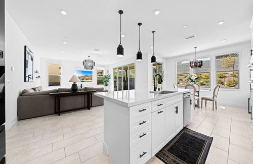 San Juan Capistrano House | Gorgeous estate with AC in Mission Viejo - 5 bedrooms available