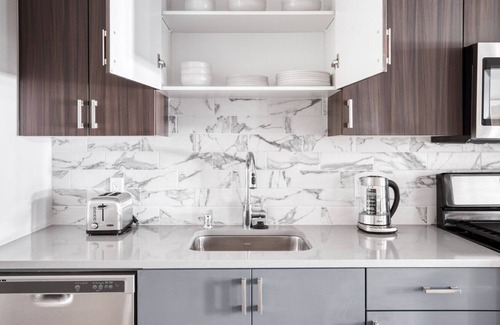 Fremont Apartment | Gorgeous Fremont 1BR w/ Gym, Pool & W/D, nr BART, by Blueground