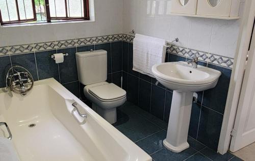 Winston Park Apartment | Gorgeous Garden Villa 2