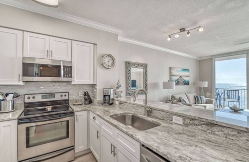 Panama City Beach Resort | Gorgeous, Gulf front master bedroom!