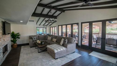 Parker Strip House | Gorgeous Hacienda on the River! Private dock!