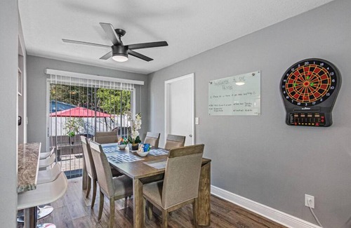 Pinellas Park House | Gorgeous Heated Pool House Near Gulf Beaches!
