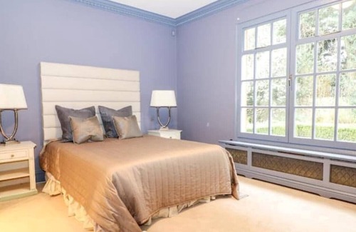 Sunningdale Villa | Gorgeous Holiday Home, Heated Pool, Jacuzzi and Perfect for Golf Lovers