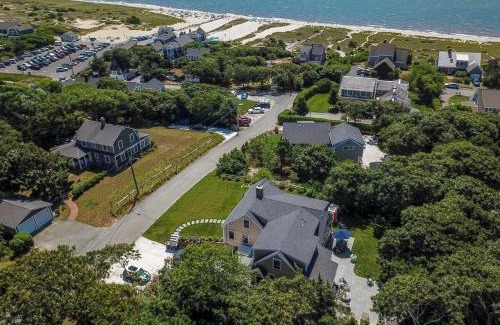 Harwich Port House | Gorgeous Home 2 Min Walk to Beach