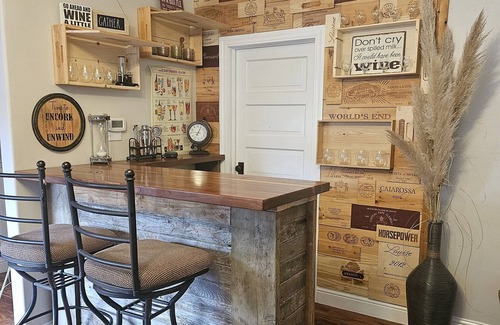 Newberg House | Gorgeous Home Close to Wineries and shopping