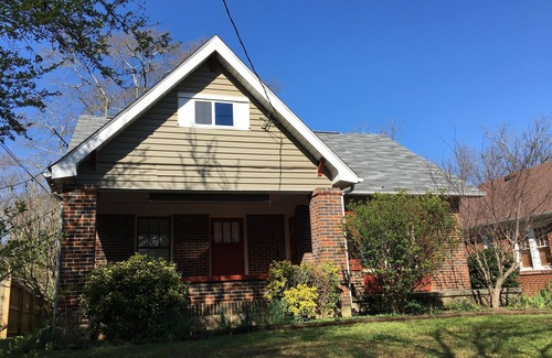 Jefferson Park House | Gorgeous home in an incredible neighborhood close to everything!