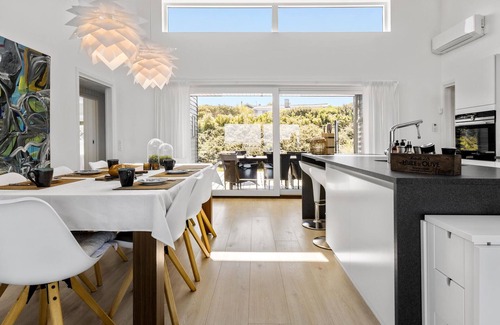 Hoeve Strand House | Gorgeous home in Asnæs with sauna