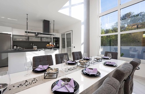 Bilice House | Gorgeous home in Bilice with WiFi