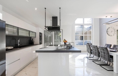 Bilice House | Gorgeous home in Bilice with WiFi