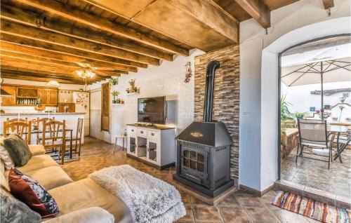 Hornachuelos House | Gorgeous Home In Hornachuelos With Wifi