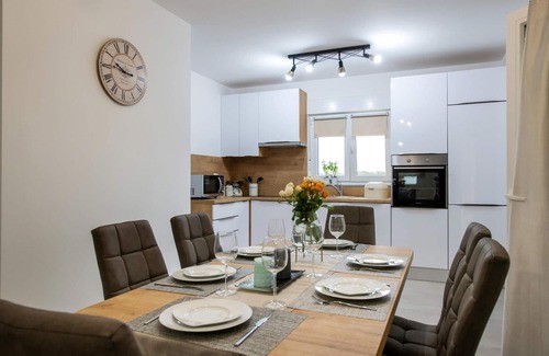 Loborika House | Gorgeous home in Radeki Glavica
