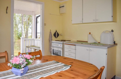 Jamjo House | Gorgeous home in Jämjö with kitchen