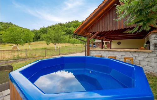 Gospic House | Gorgeous Home In Klanac With Kitchen