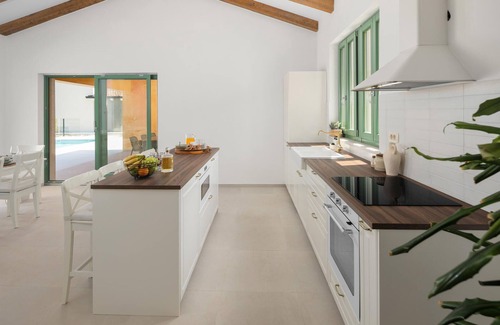 Kringa House | Gorgeous home in Kringa