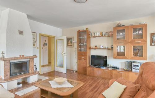Kavran House | Gorgeous Home In Krnica
