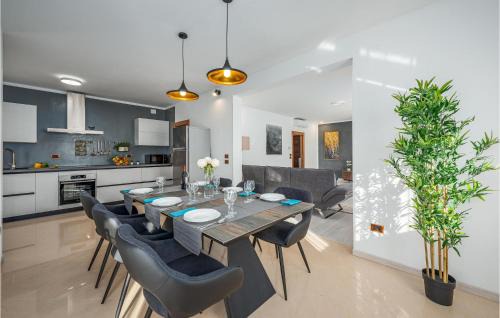 Vinez Apartment | Gorgeous Home In Labin With Wifi