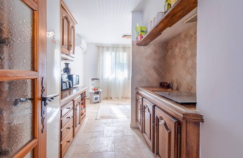 Le Rove House | Gorgeous home in Le Rove with WiFi