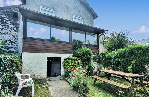 Osse-en-Aspe House | Gorgeous home in Osse-en-Aspe with WiFi