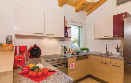 Rezanci House | Gorgeous Home In Rezanci With Jacuzzi