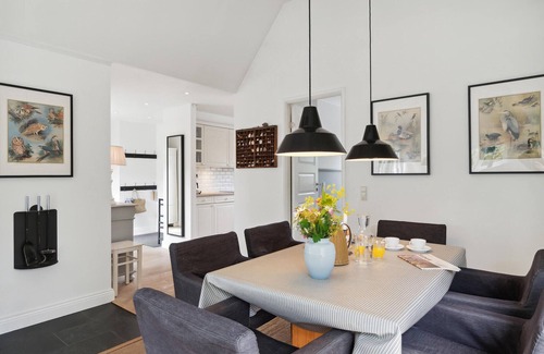 Holloselund House | Gorgeous home in Vejby with sauna