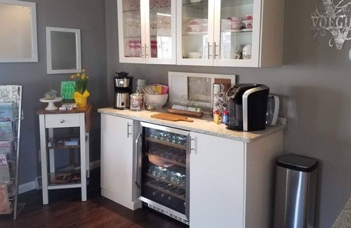 Huron House | GORGEOUS HOME*LUXURIOUS ACCOMMODATIONS*AMMENTIES GALORE*VERY CLEAN*GREAT PRICE*