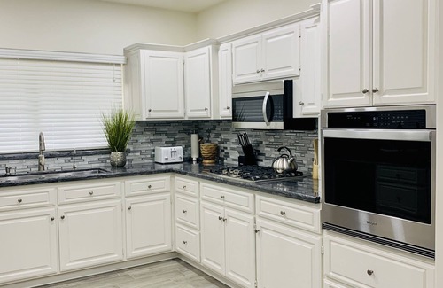 Coarsegold House | Gorgeous home near Bass Lake with RV/boat parking