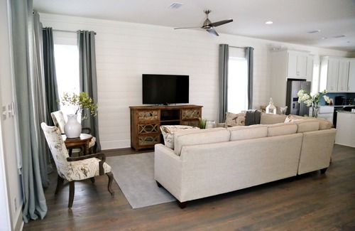 Greenway Park House | GORGEOUS Home on 30A! Six seater golf cart included!