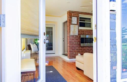 Northeast House | Gorgeous Home Tucked Away in Greener Part of Town Transit-Friendly
