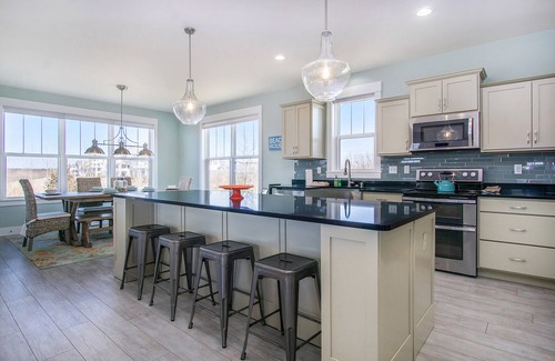 Miami Park House | Gorgeous home w/furnished patio, decks, & open living space - easy beach access