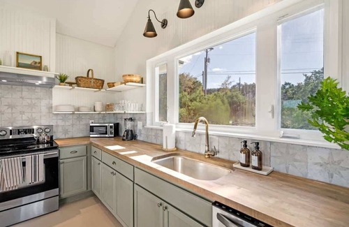 New Braunfels House | Gorgeous Home With Hot Tub 5min From the River