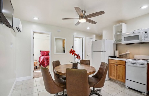 Little Woods House | Gorgeous Immaculate gated Apartment in NOLA