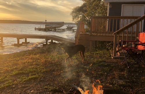 Town of Ledyard House | Gorgeous Lake House!