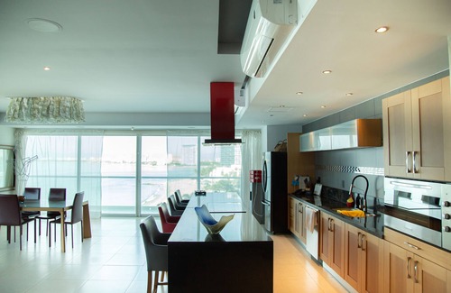 North Hotel Zone Apartment | 💚🤍 ❤️ Gorgeous Luxury Condo Peninsula 💚🤍 ❤️